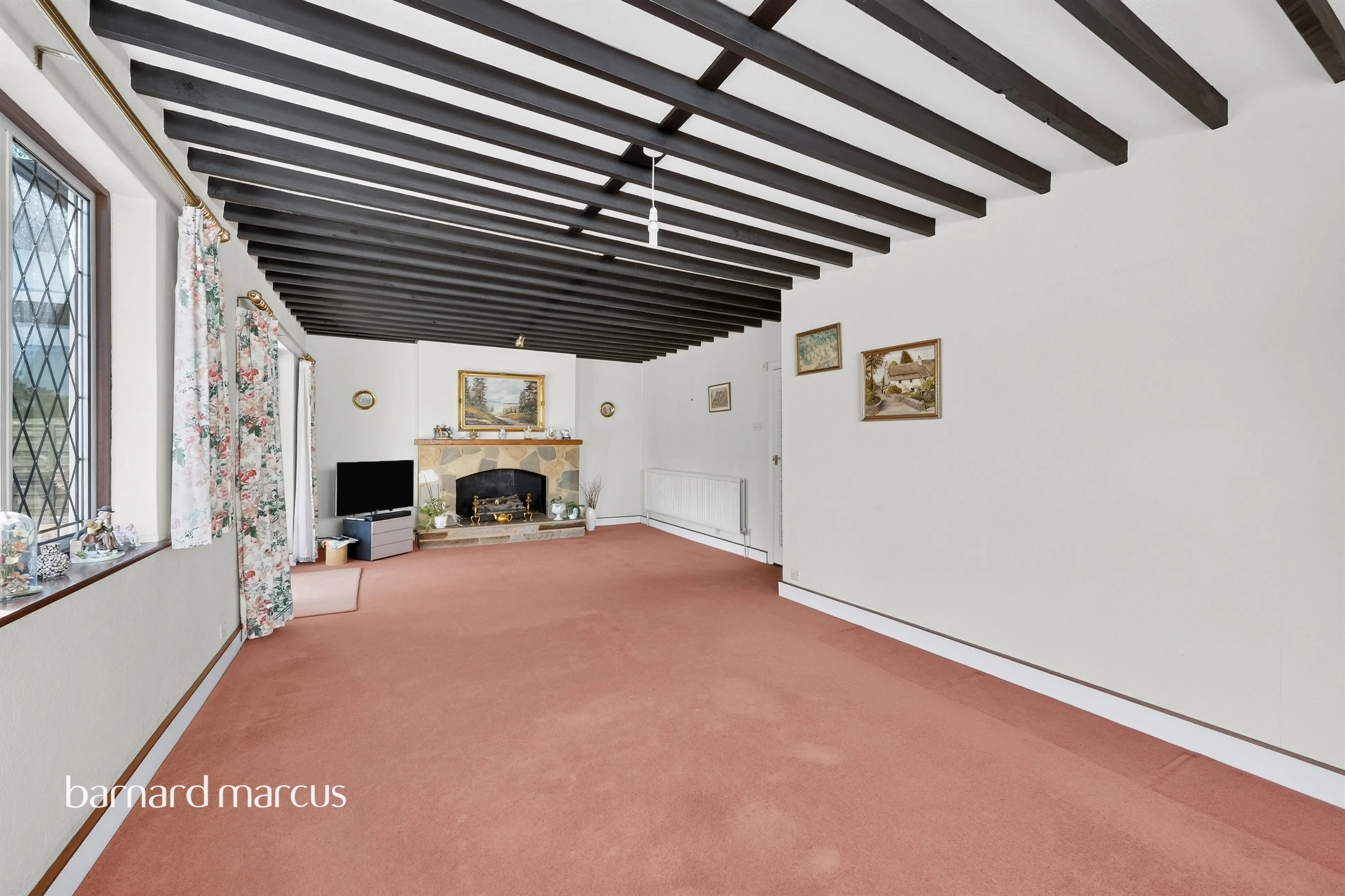 Property at Walsingham Gardens, Epsom