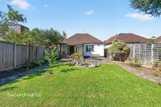 Walsingham Gardens, Epsom