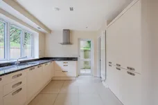 Nethern Court Road, Caterham, CR3 photo 16