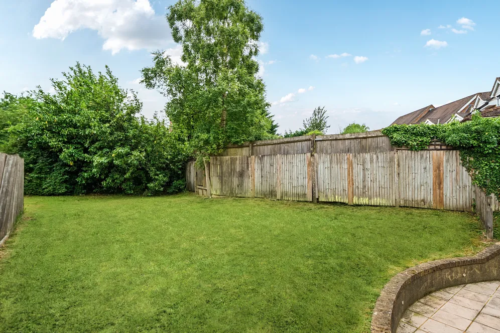 Nethern Court Road, Caterham, CR3 photo 25