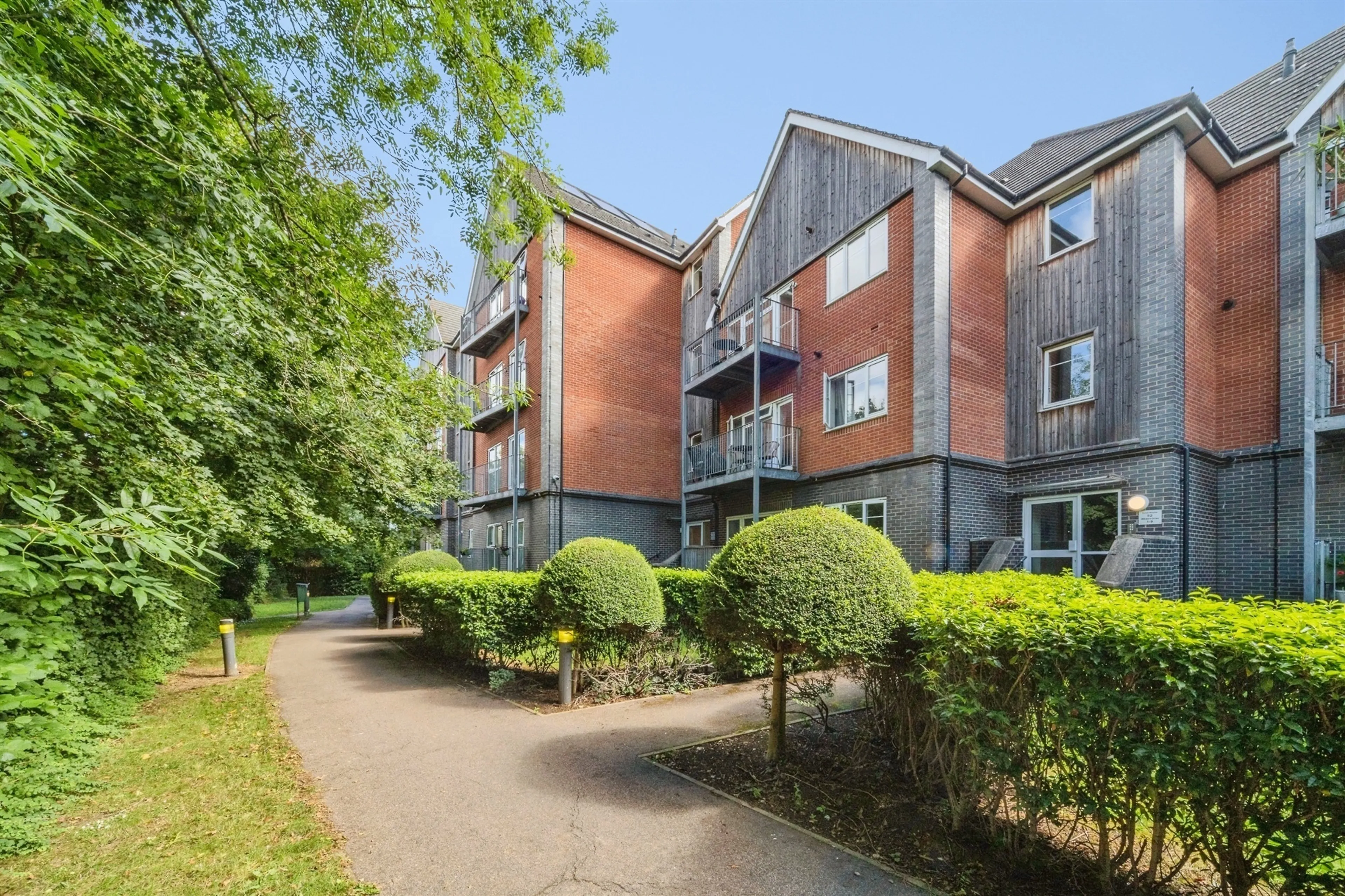 Property photo 0