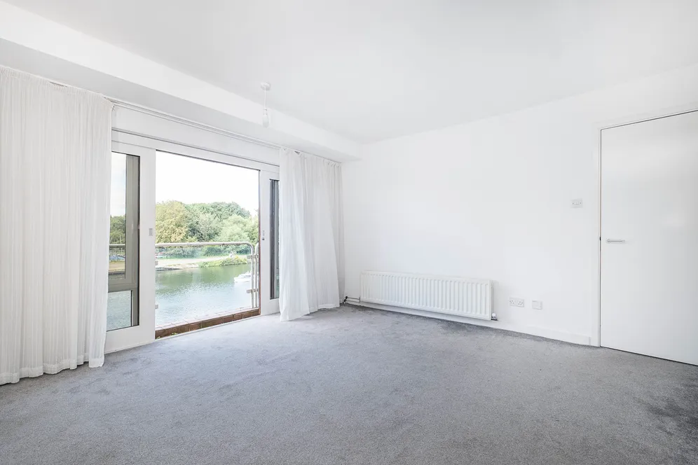 66 High Street, Kingston Upon Thames, KT1 photo 2
