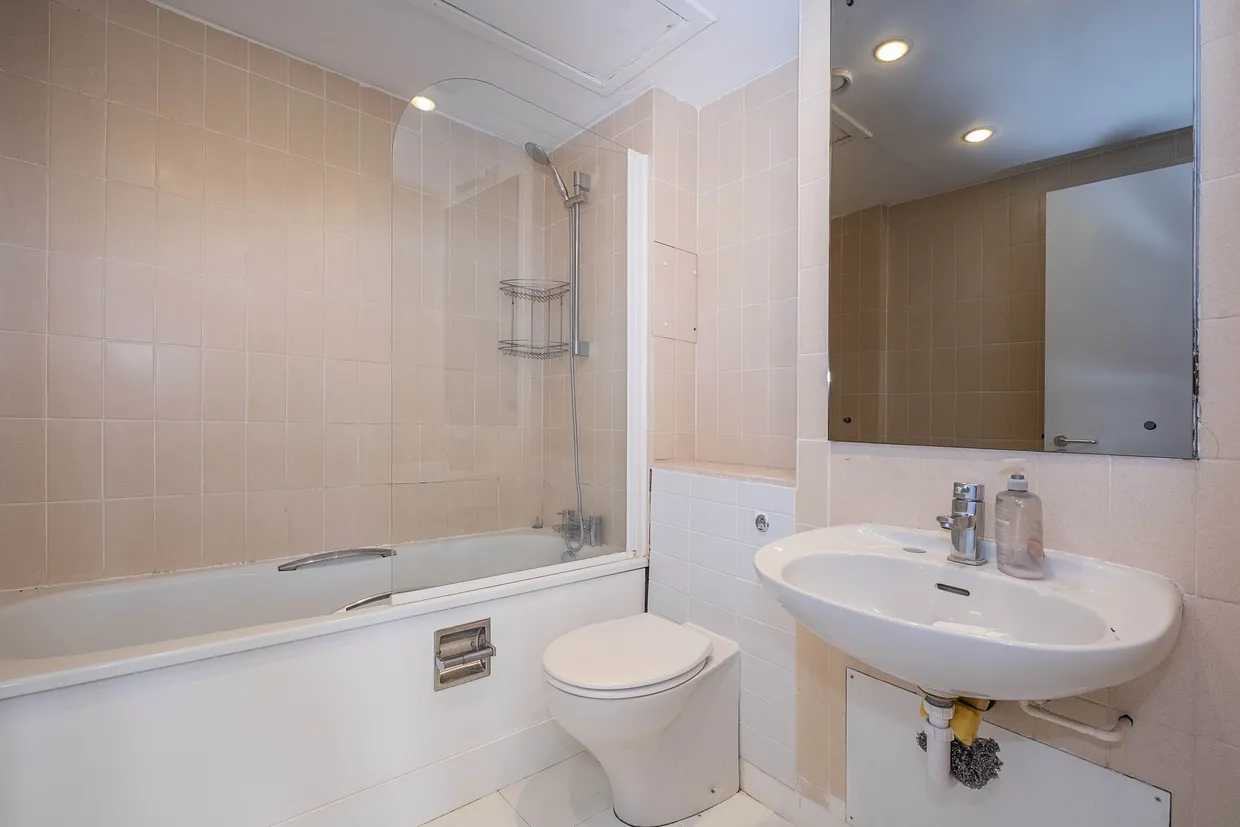 66 High Street, Kingston Upon Thames, KT1 photo 6