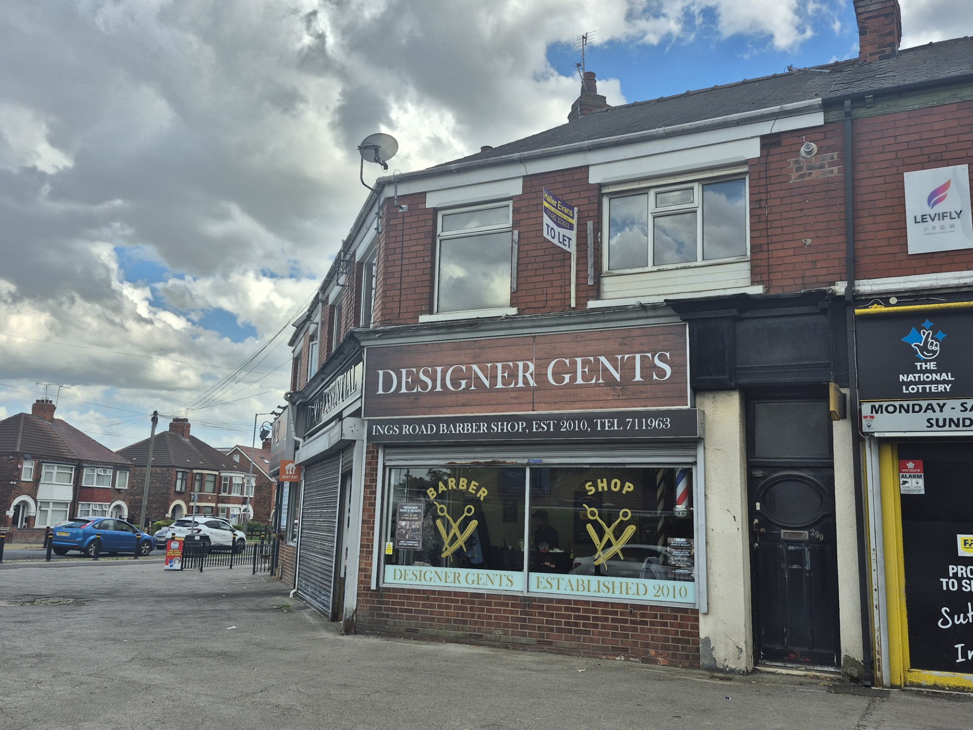 Flat 299 Ings Road Image 1