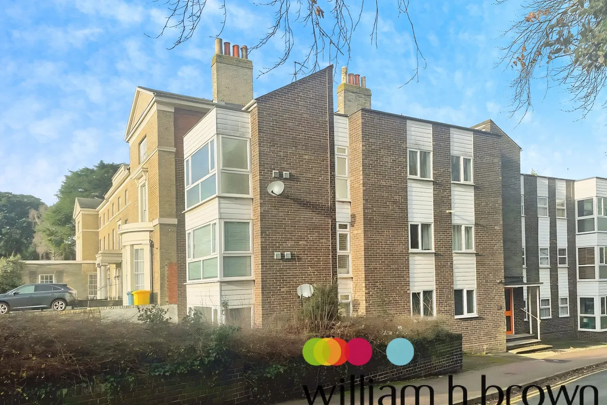 Oaks Drive, Colchester