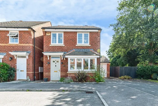 Kestrels Mead, Tadley, Berkshire, RG26
