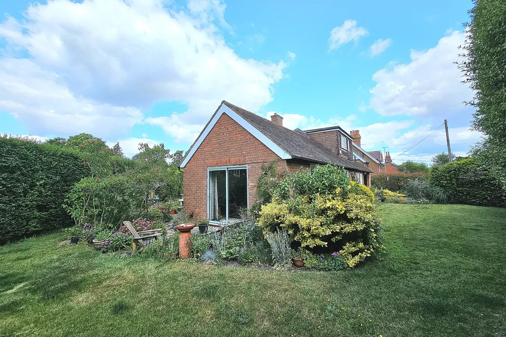 Lovers Lane, Farnham, GU10 photo 9