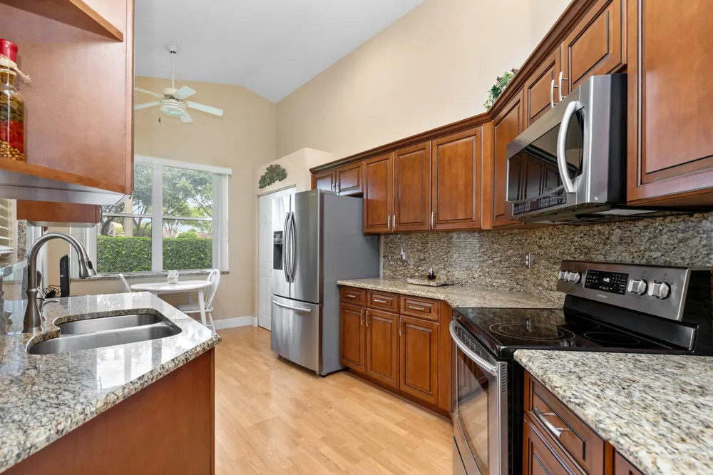 6657 Via Roma, Delray Beach, FL 33446