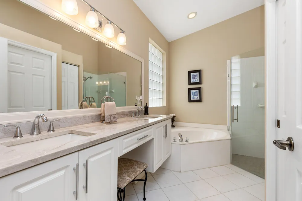 6657 Via Roma, Delray Beach, FL 33446