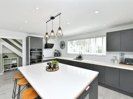 Stuarts Way, Hatt, Saltash thumb 3