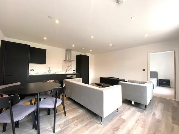 Swan Courtyard, Yardley, B26