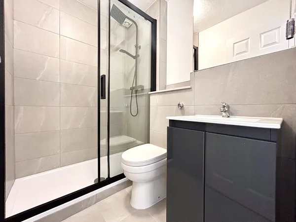 Osbourne Road, Dartford, DA2