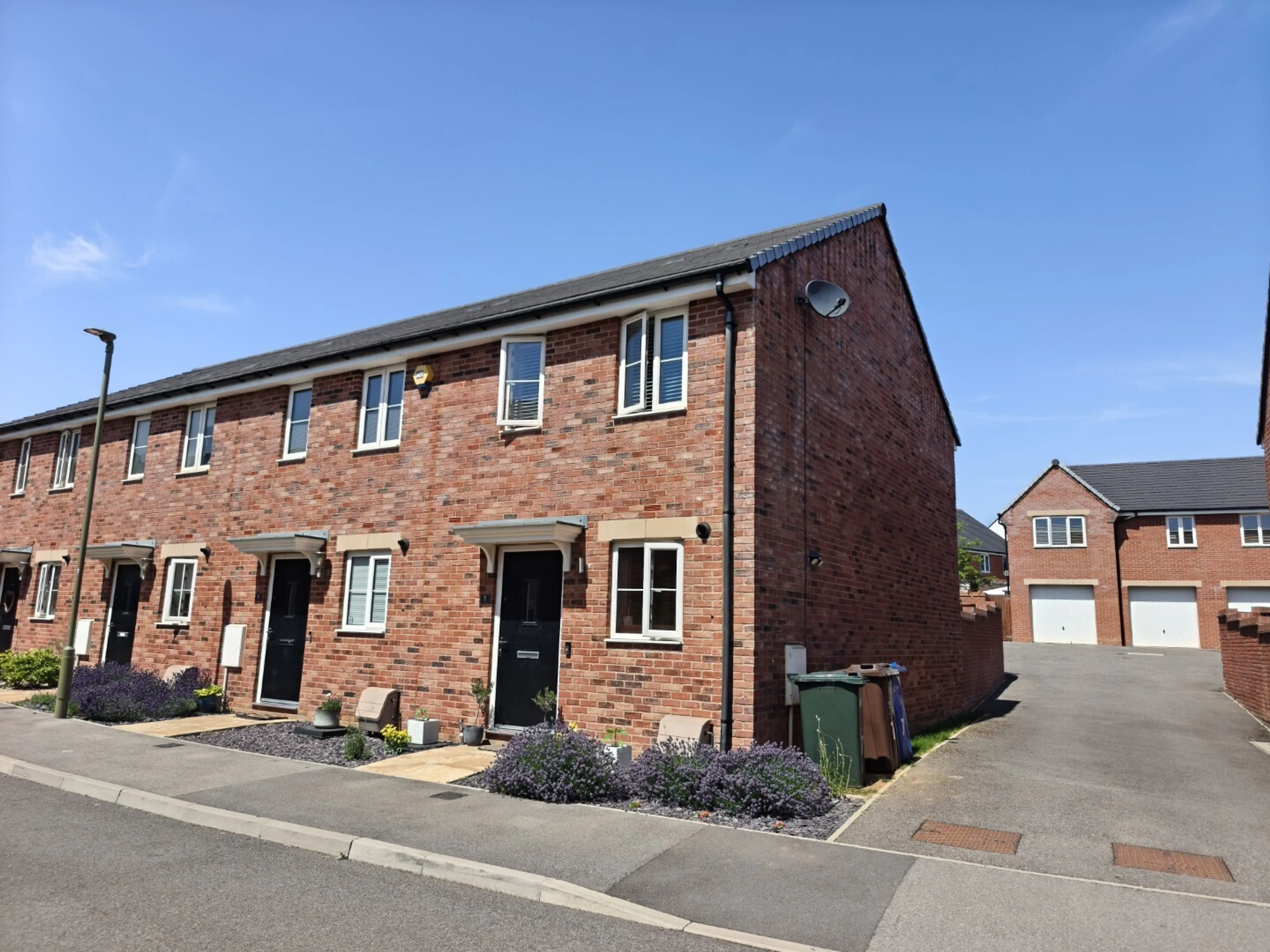 Property photo 0