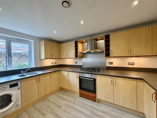 Gloucester Square, Southampton, SO14