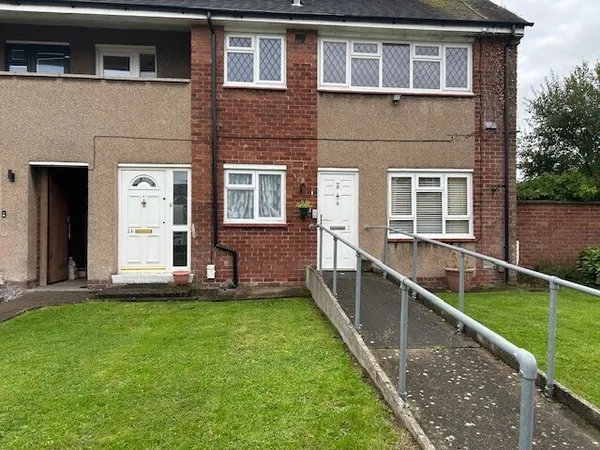 Hyde Close, Great Sutton