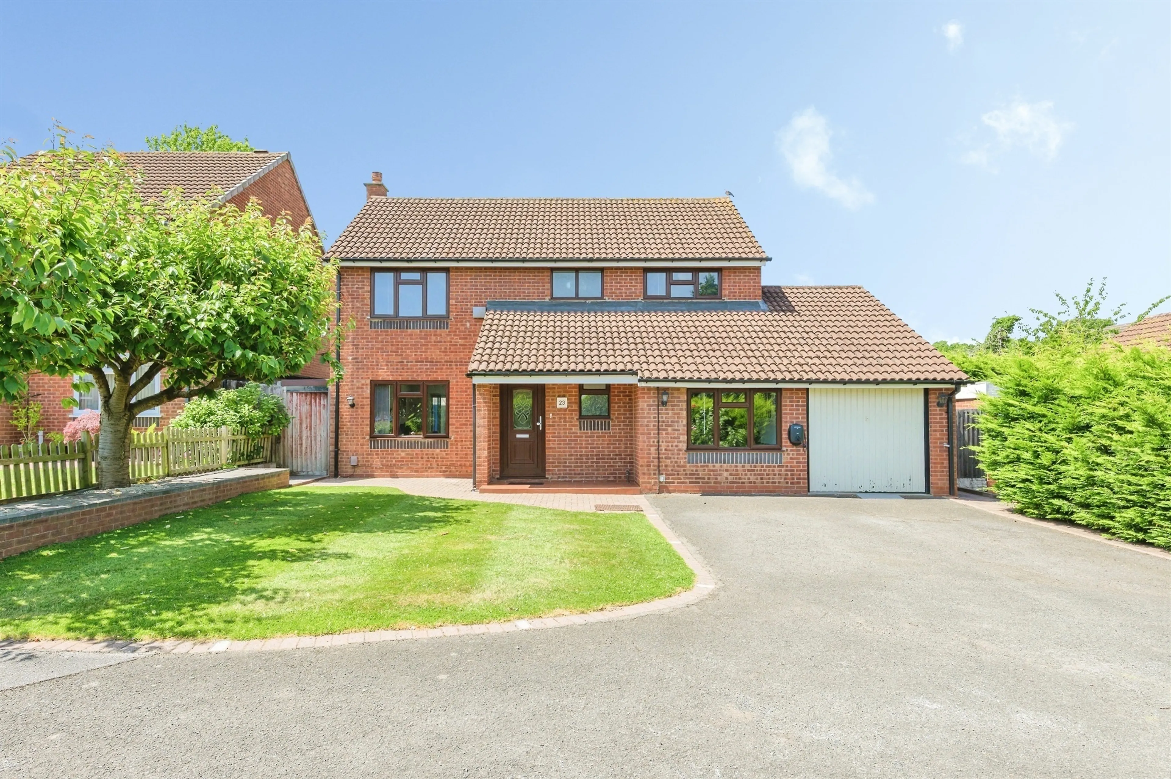 Property photo 0