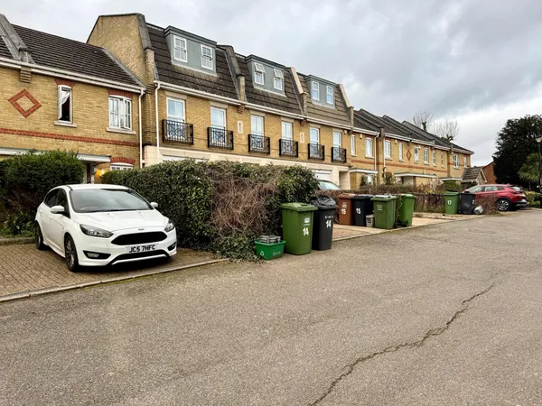Napier Court, Somertrees Avenue, Lond...