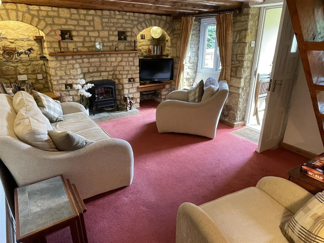 https://mr0.homeflow-assets.co.uk/files/photo/image/47744/2159/_x_/J5e1ef-m7EOC2kMvIHCncA.jpg
