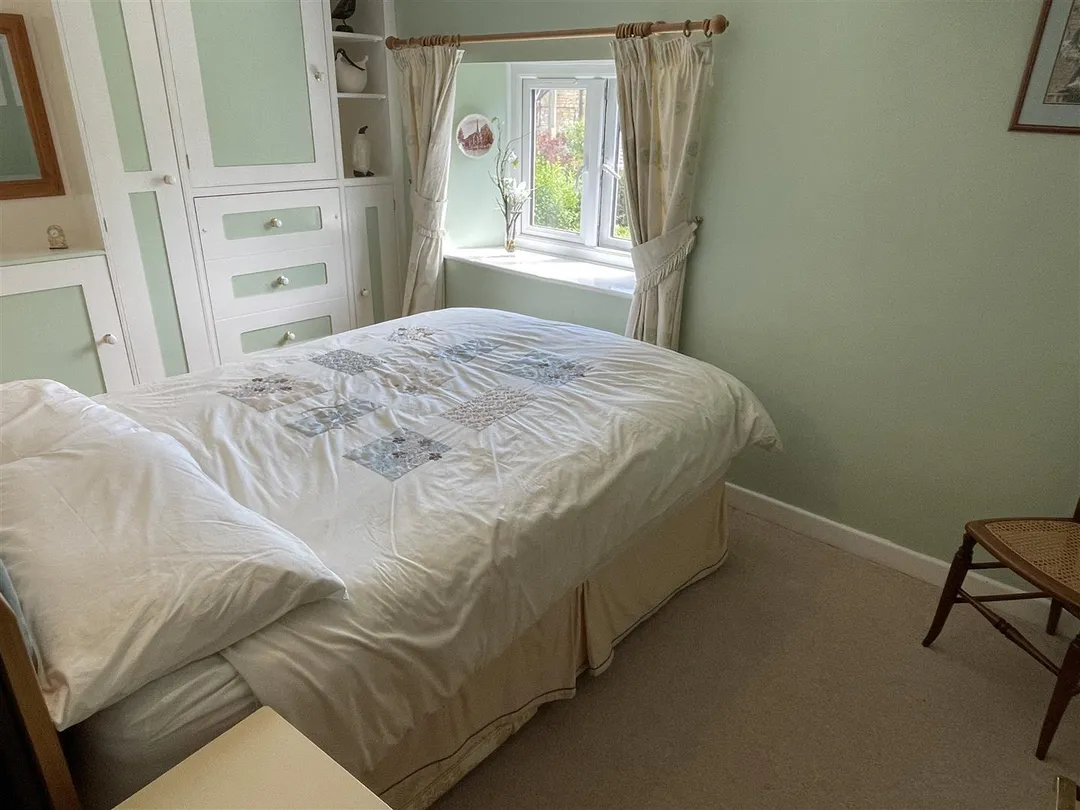 https://mr0.homeflow-assets.co.uk/files/photo/image/47744/2162/_x_/1VAEXVKQrEWIChj5bjSbQg.jpg
