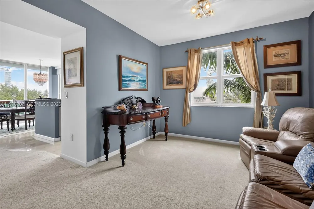 7910 Harbor Island Dr, North Bay Village, FL 33141