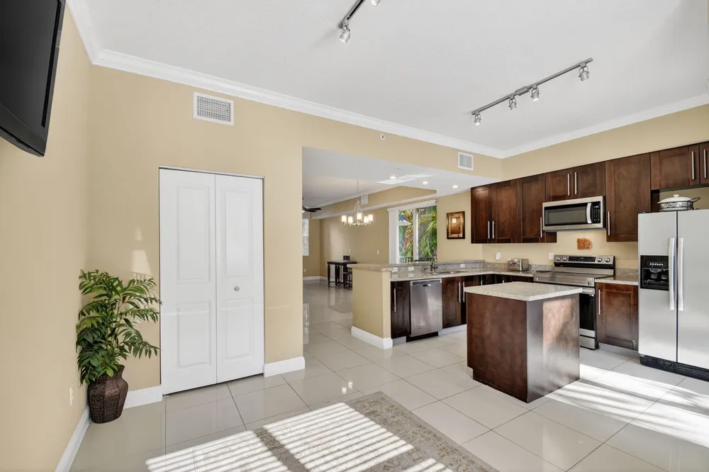 2686 N Federal Hwy, Boynton Beach, FL 33435