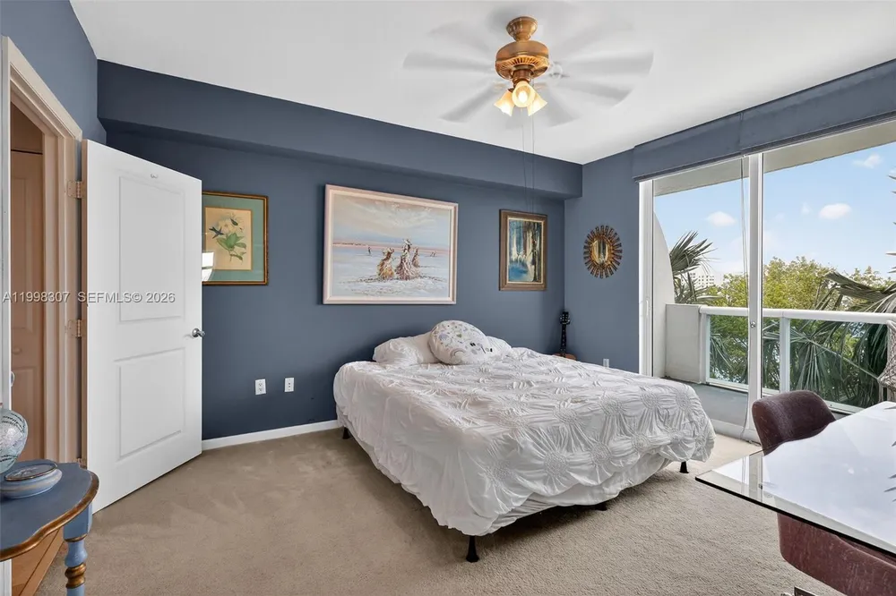 7910 Harbor Island Dr, North Bay Village, FL 33141