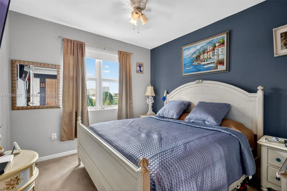 7910 Harbor Island Dr, North Bay Village, FL 33141