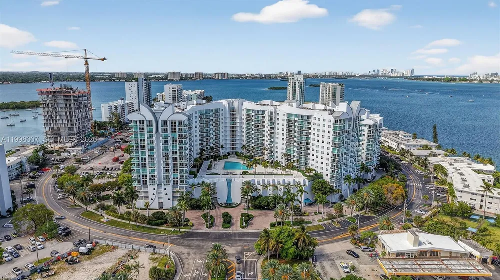 7910 Harbor Island Dr, North Bay Village, FL 33141