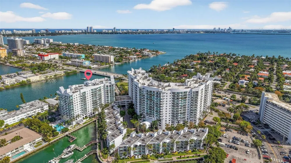 7910 Harbor Island Dr, North Bay Village, FL 33141