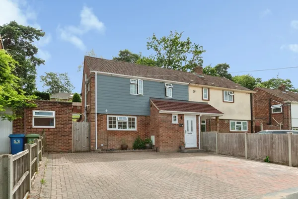 Longdown Road, Sandhurst, Berkshire, ...