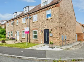 Stocking Way, Lincoln photo