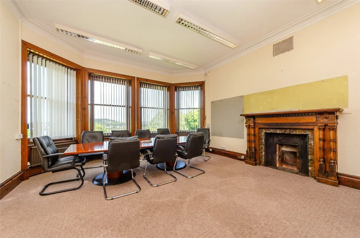 Bodlondeb, Bangor Road, Conwy, LL32