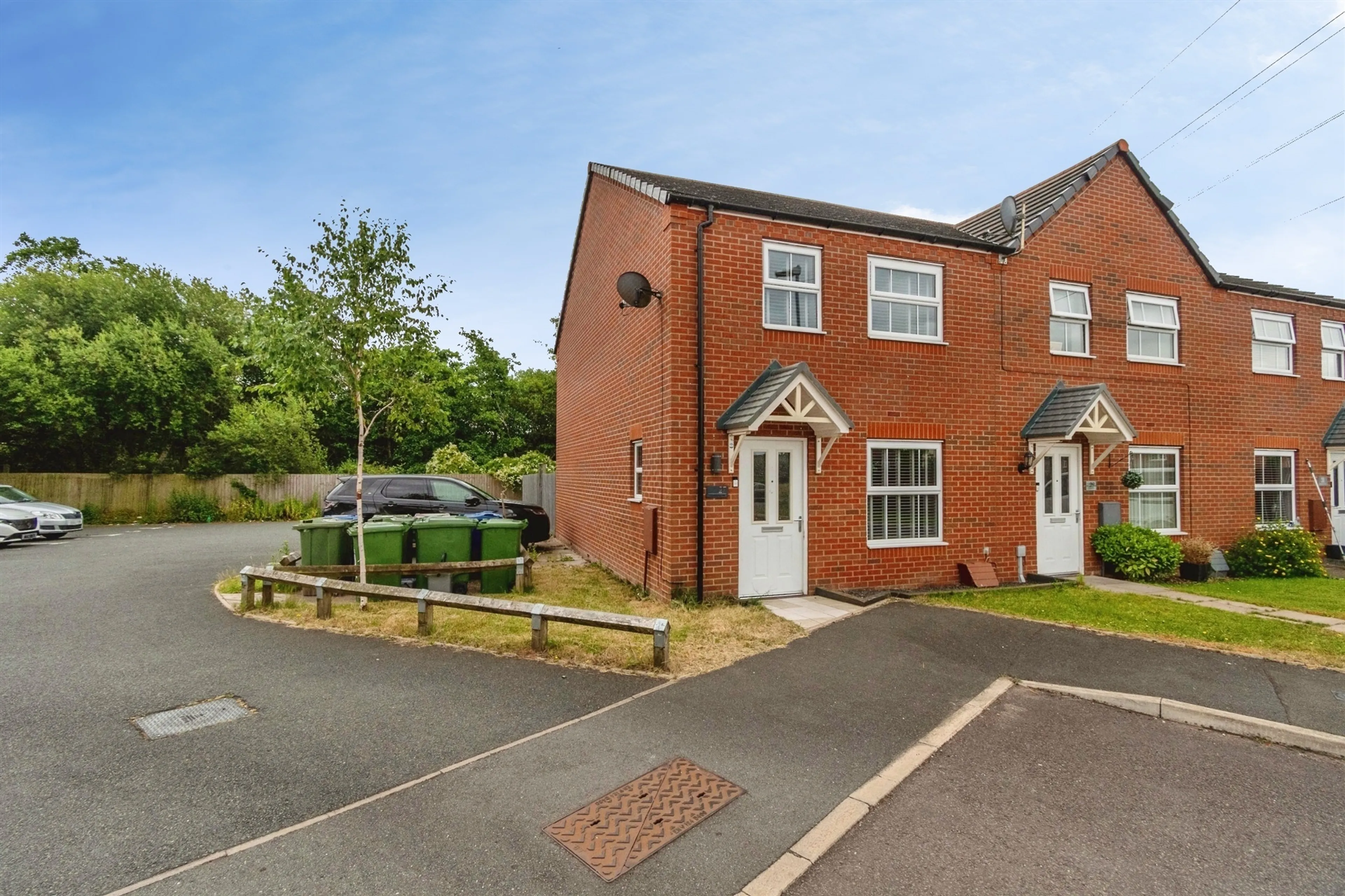 Property photo 0