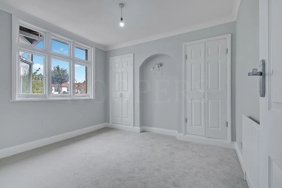 Southview Avenue, London, NW10