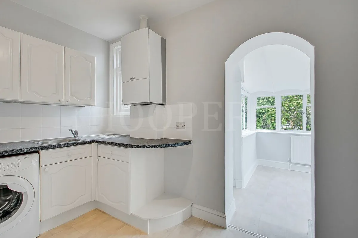 Southview Avenue, London, NW10