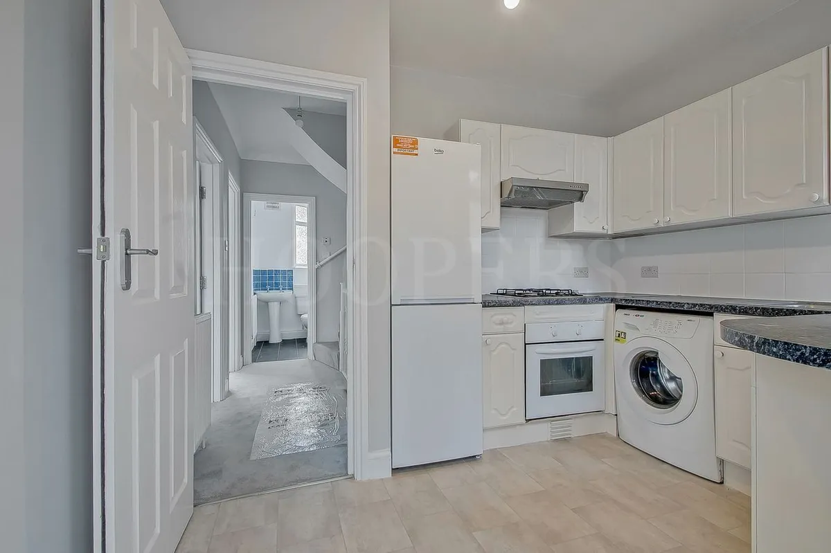 Southview Avenue, London, NW10