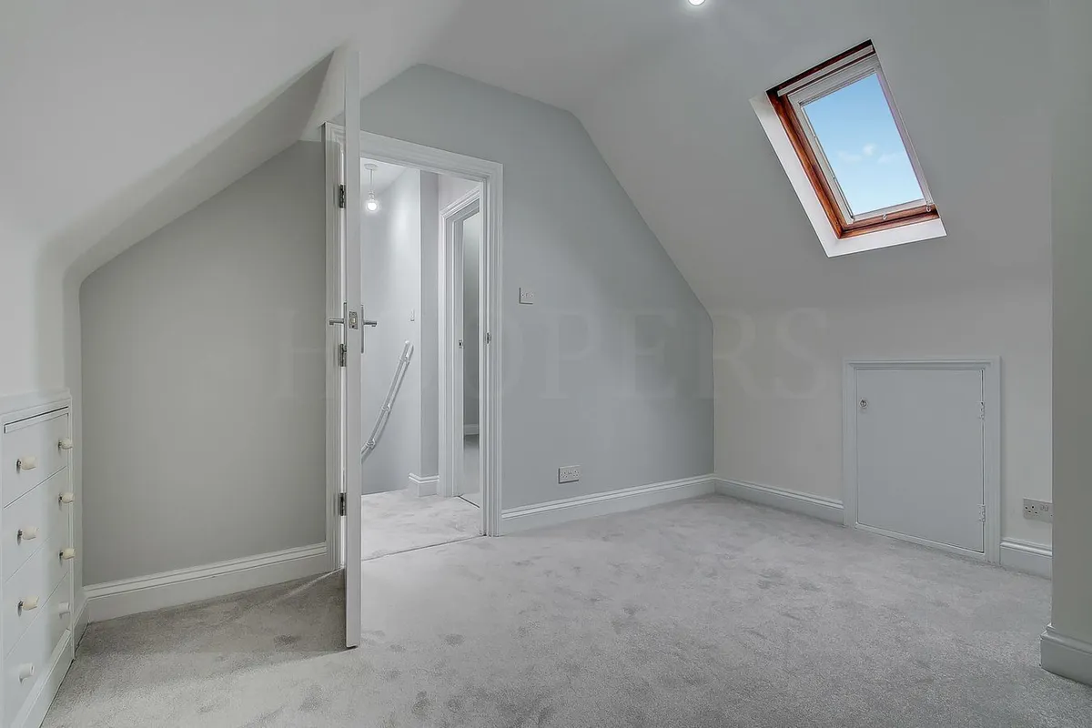 Southview Avenue, London, NW10
