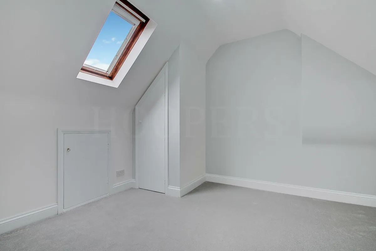 Southview Avenue, London, NW10