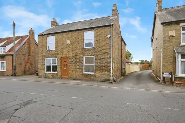 High Street, Chatteris, Cambridgeshir...
