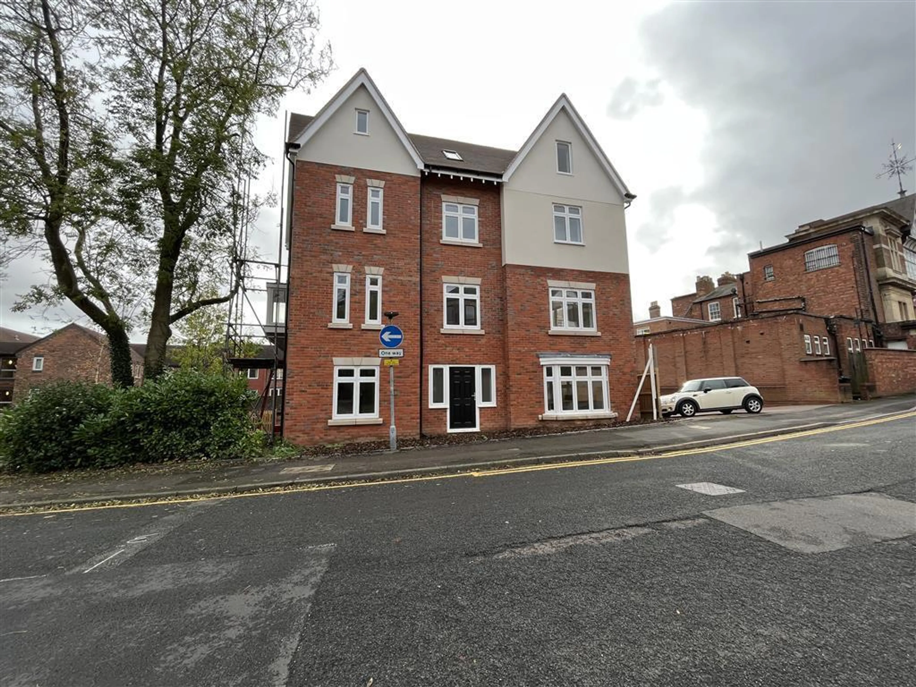 Property photo 0