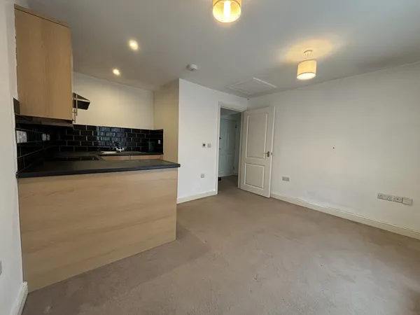Bath Road, GL53
