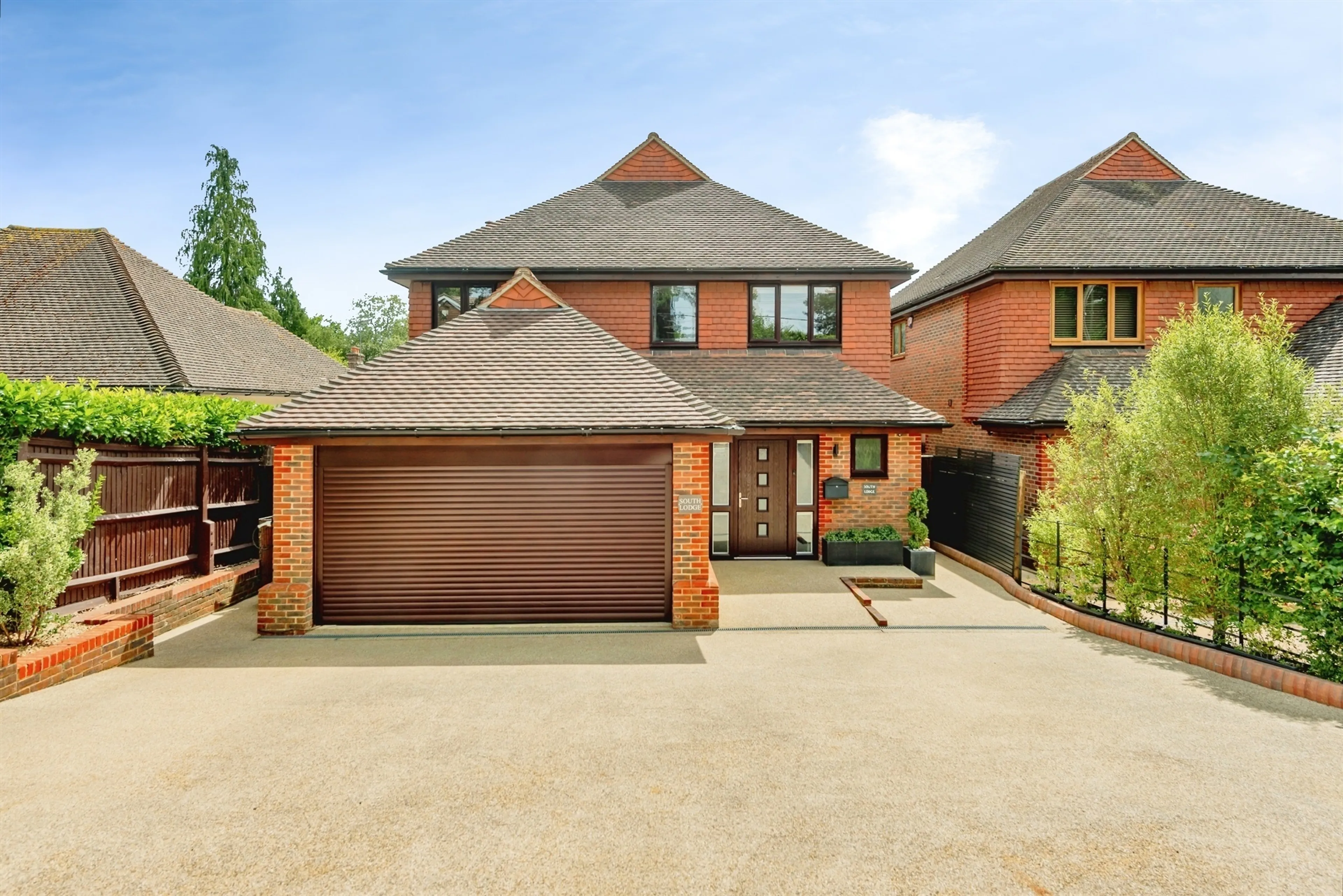 Property photo 0