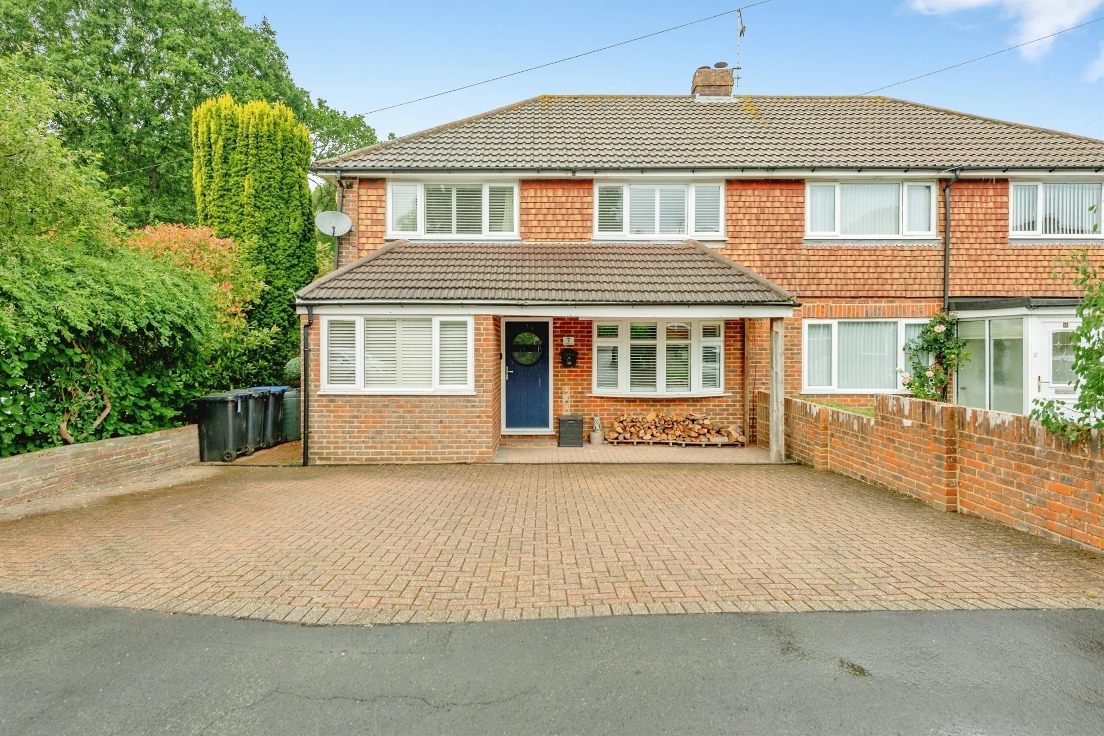 Property photo 0