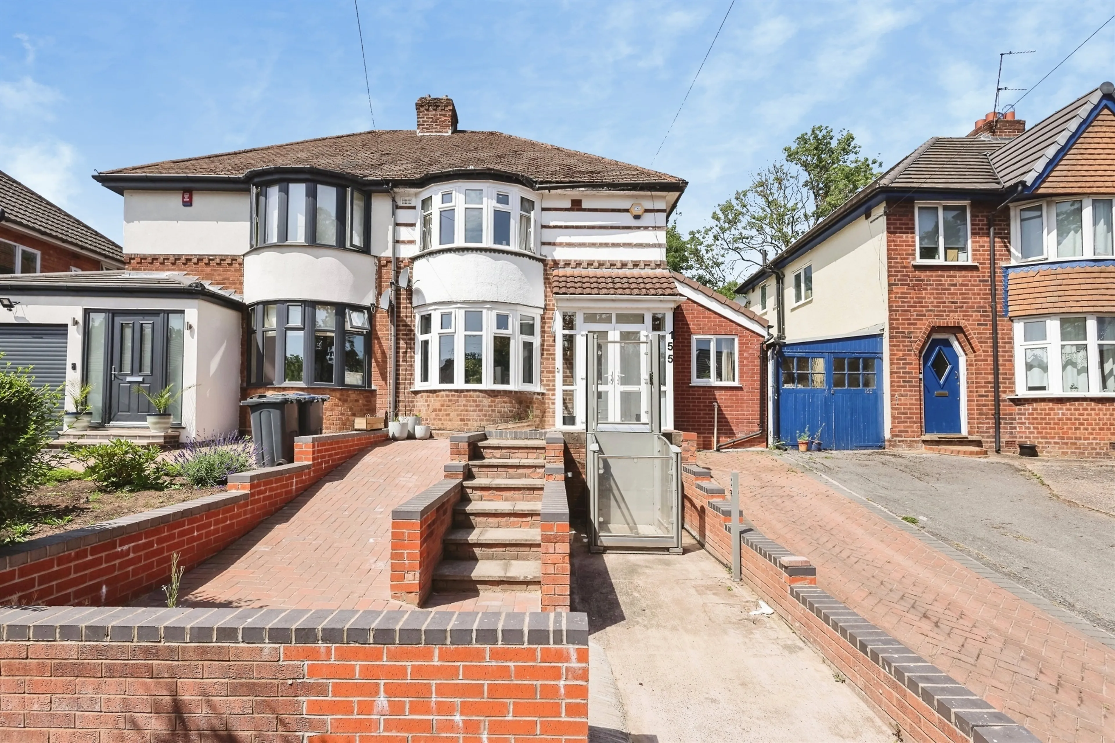Property photo 0
