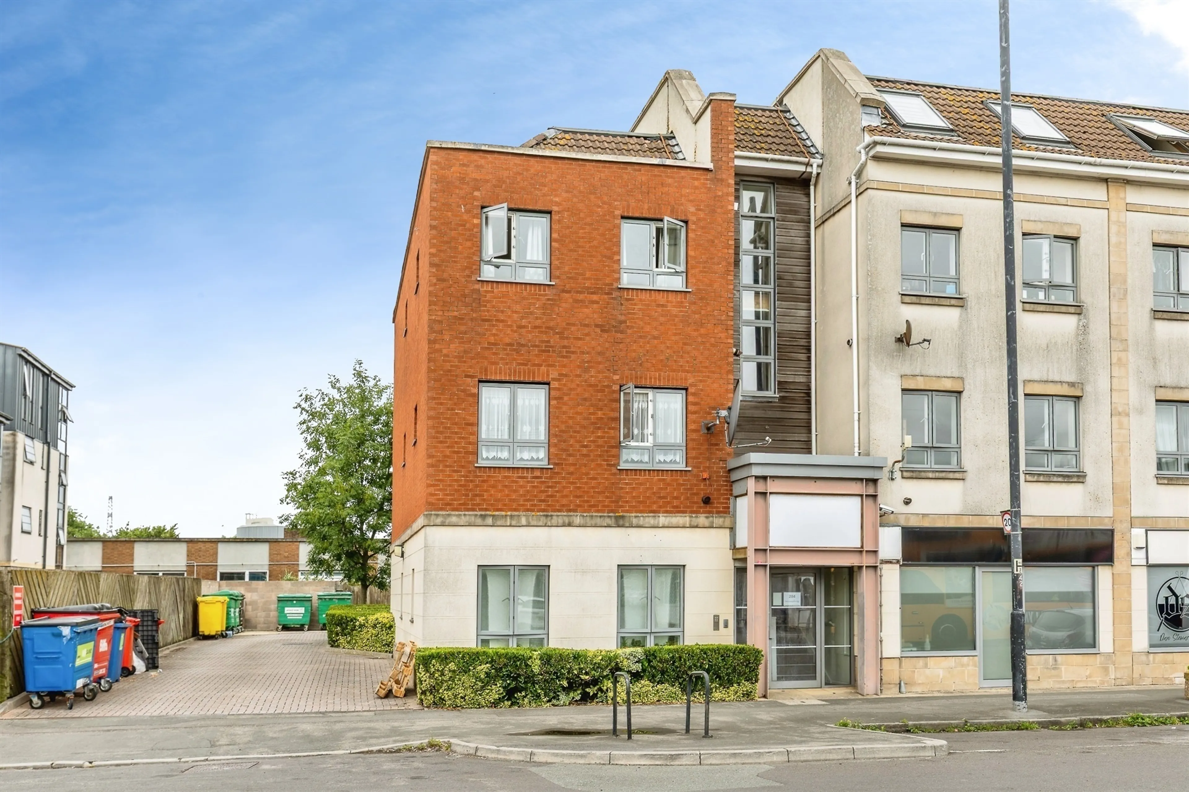 Property photo 1