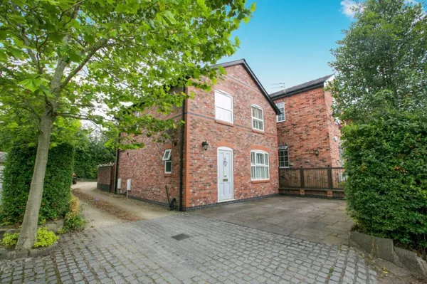 Gravel Lane, Wilmslow