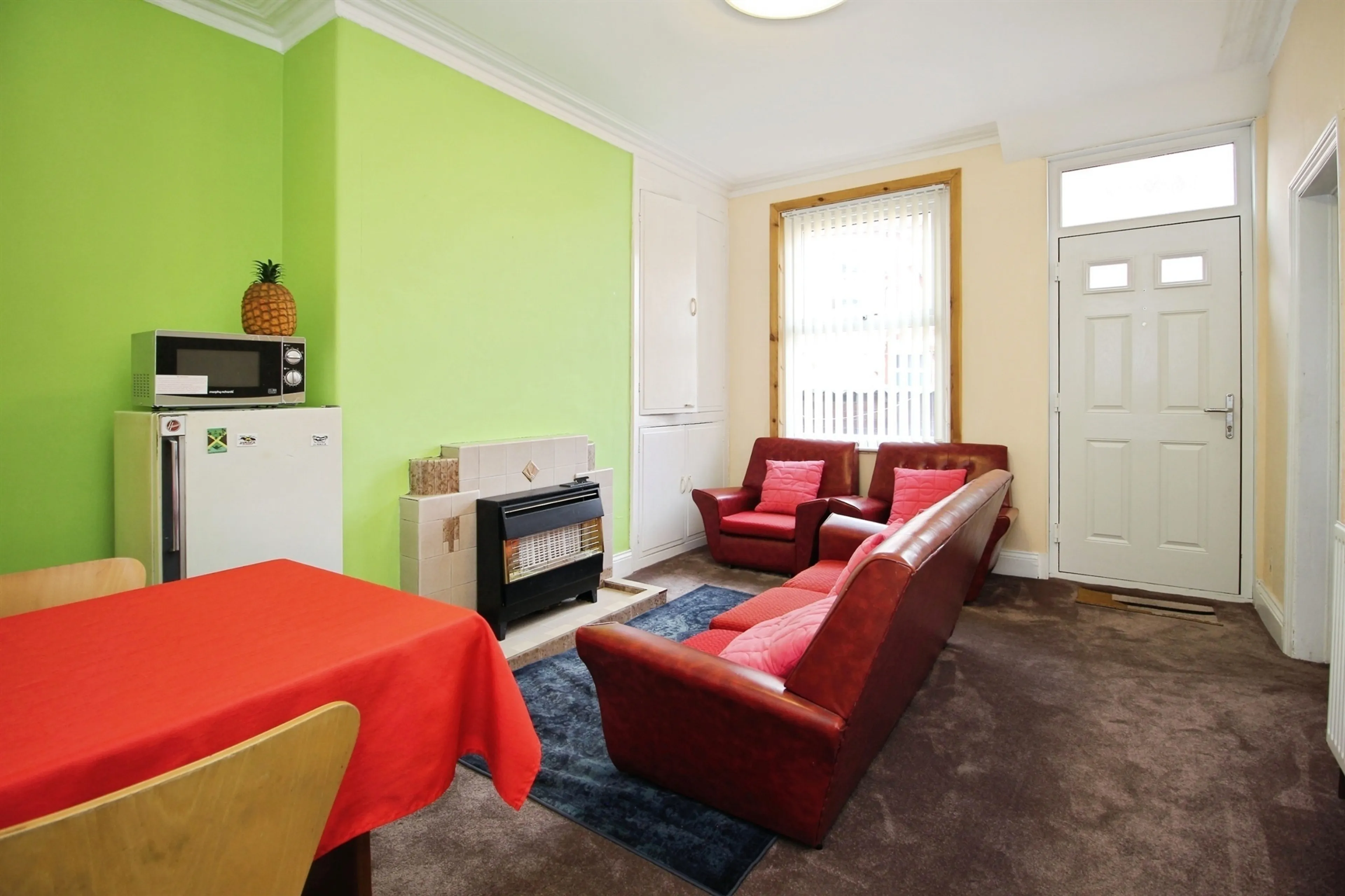 Property at Hessle Terrace, Leeds