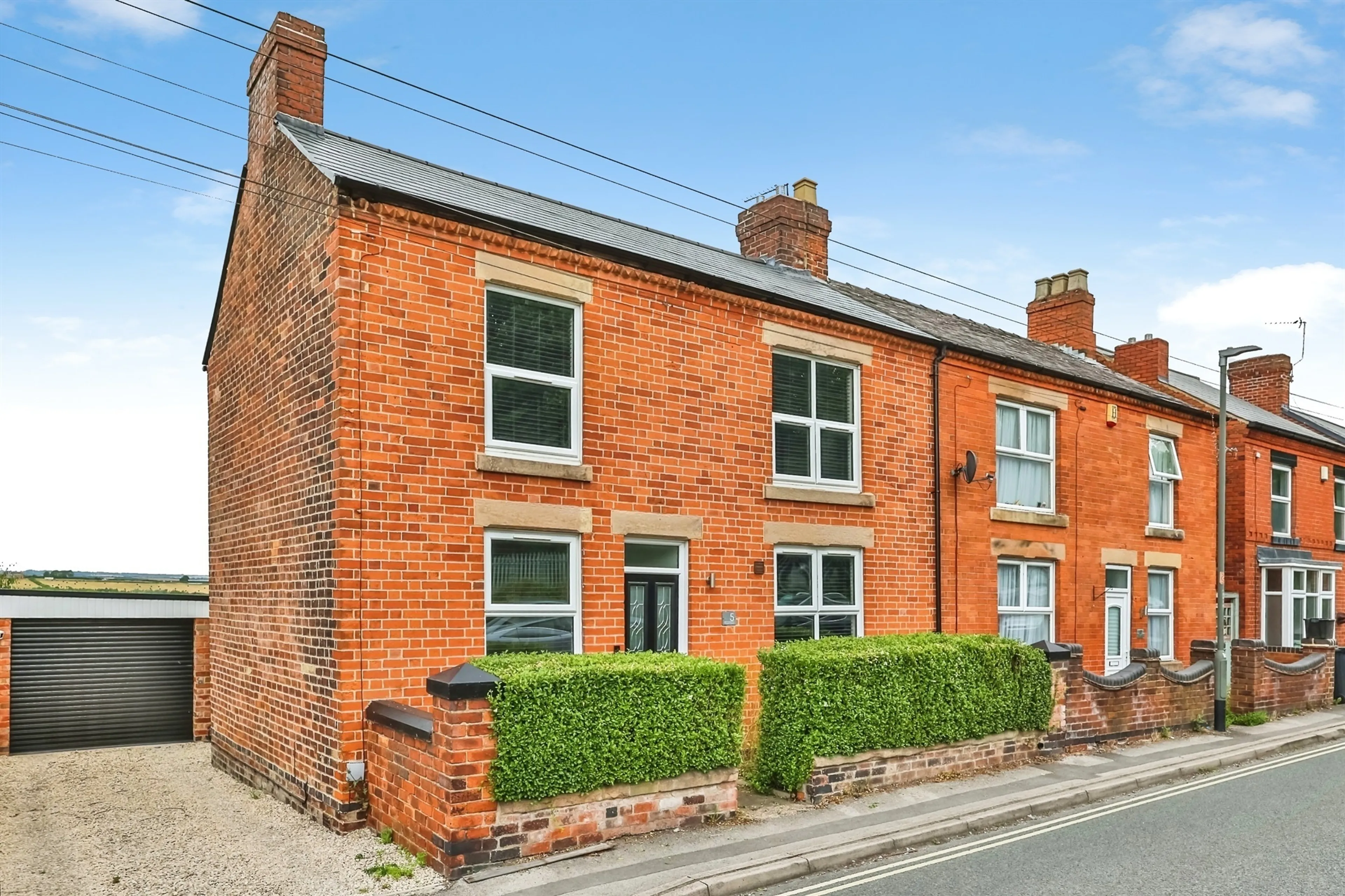 Property photo 0
