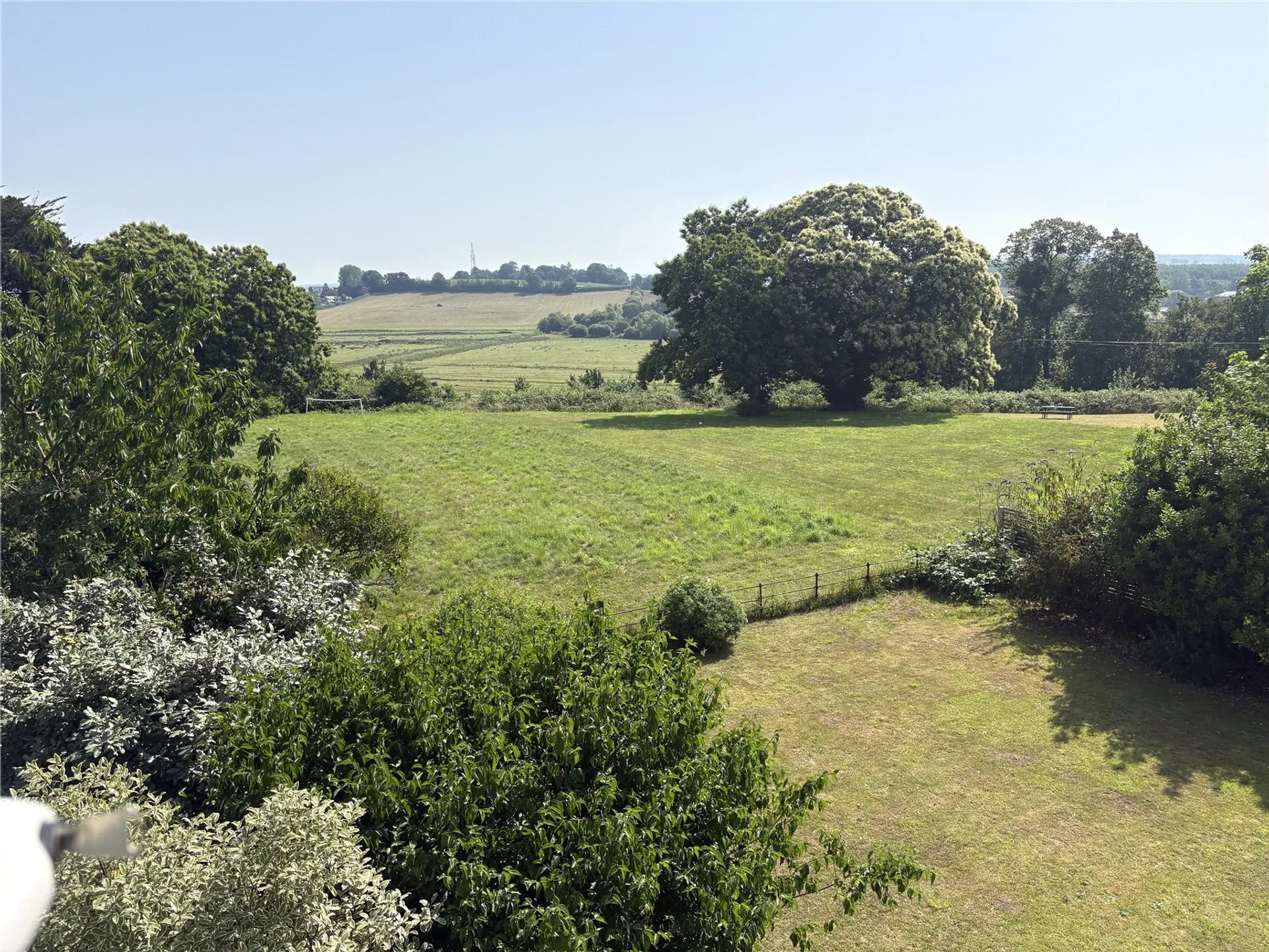 Property photo top 1