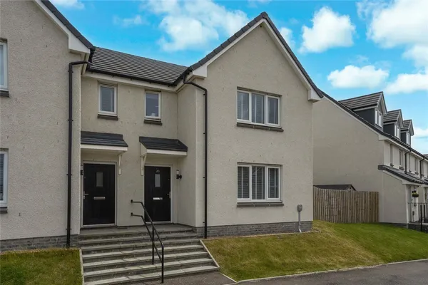 Muirton Farm Road, KIRKCALDY, Fife, KY1